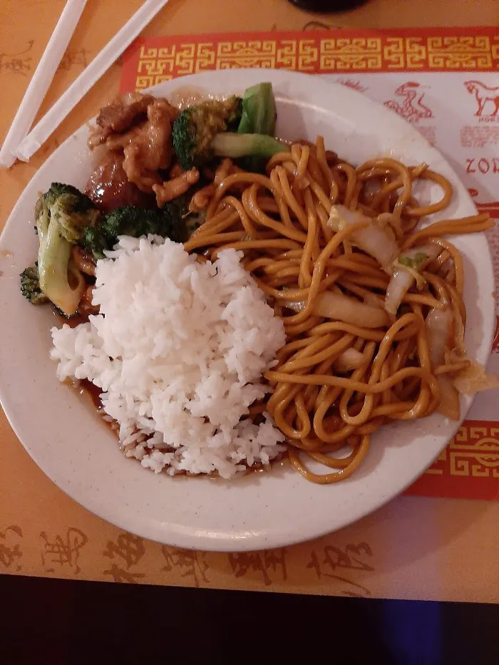 Chow's Garden Restaurant 6