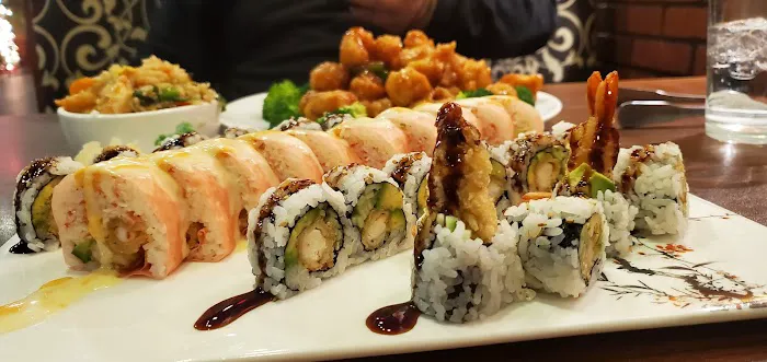 Ikura Sushi & Thai Restaurant 2