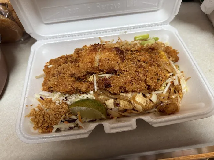 Thai Noodle Place 3