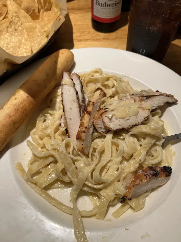Applebee's Grill + Bar 1