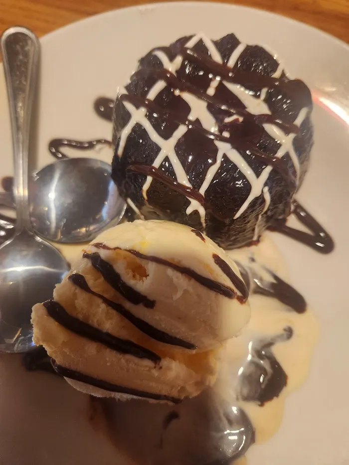 Applebee's Grill + Bar 7