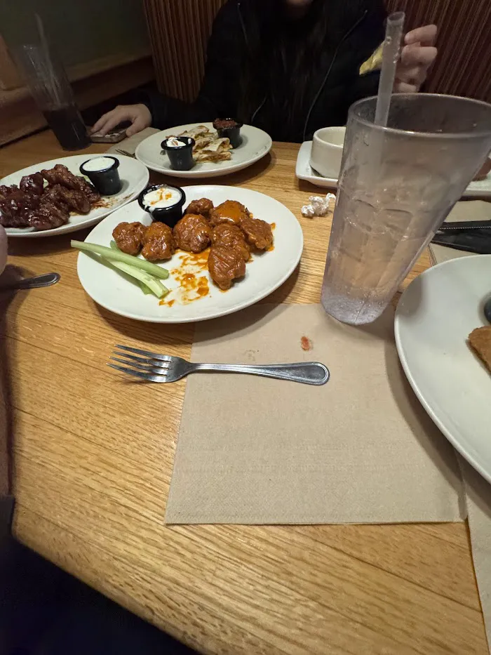 Applebee's Grill + Bar 2
