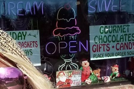 Sweets & Scoops