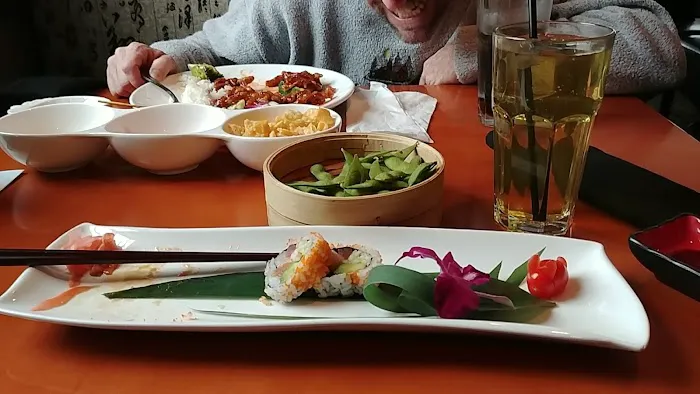 Tony's Sushi & Steakhouse 2