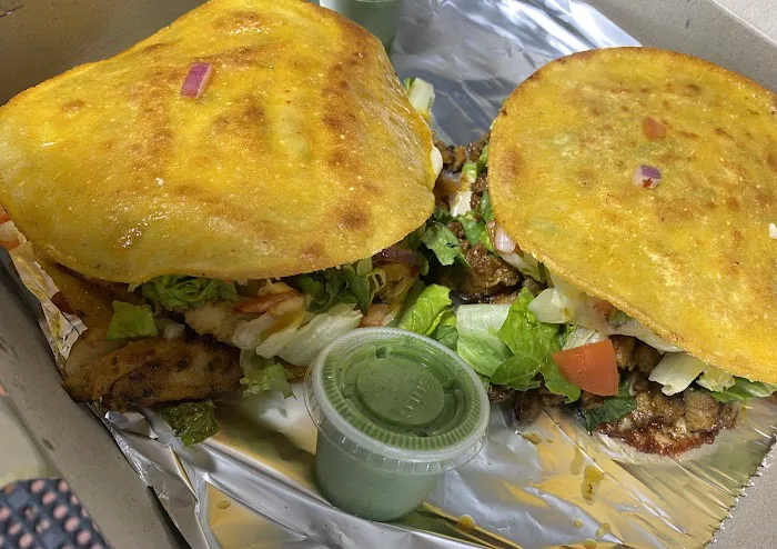 Los Amigos Pizzeria And Restaurant 4