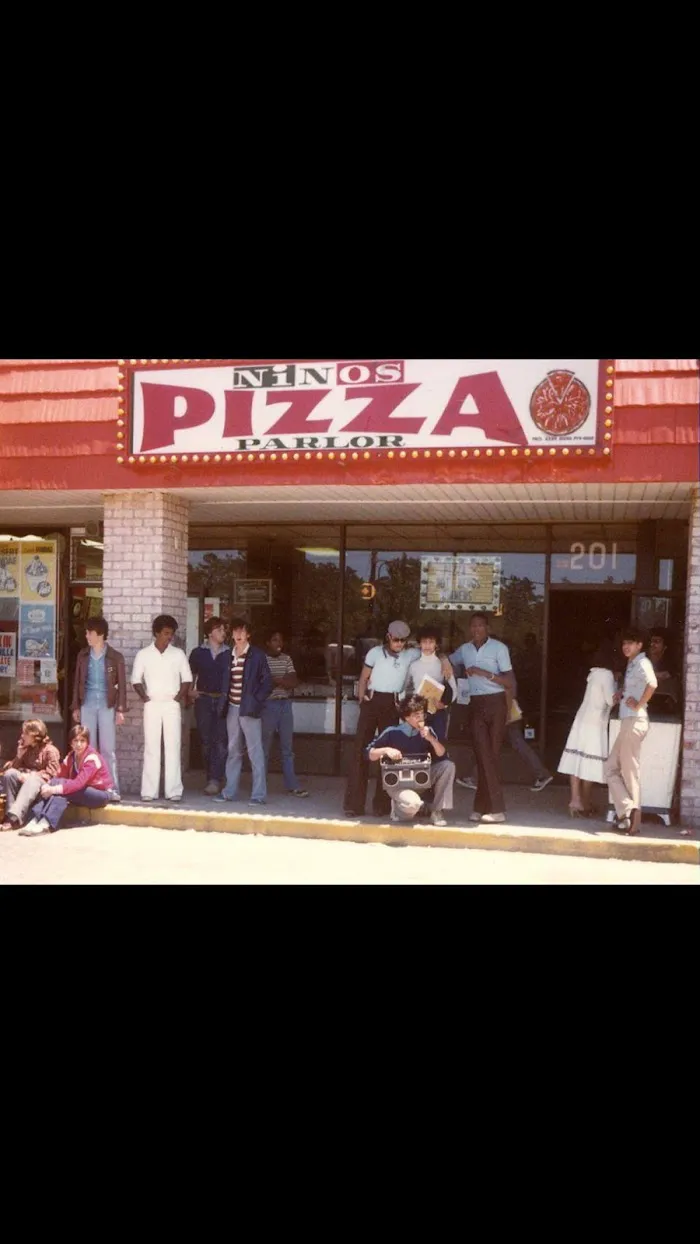 Nino's Pizzeria & Cucina 3