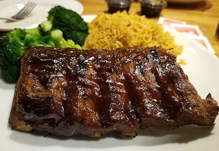 Applebee's Grill + Bar 4