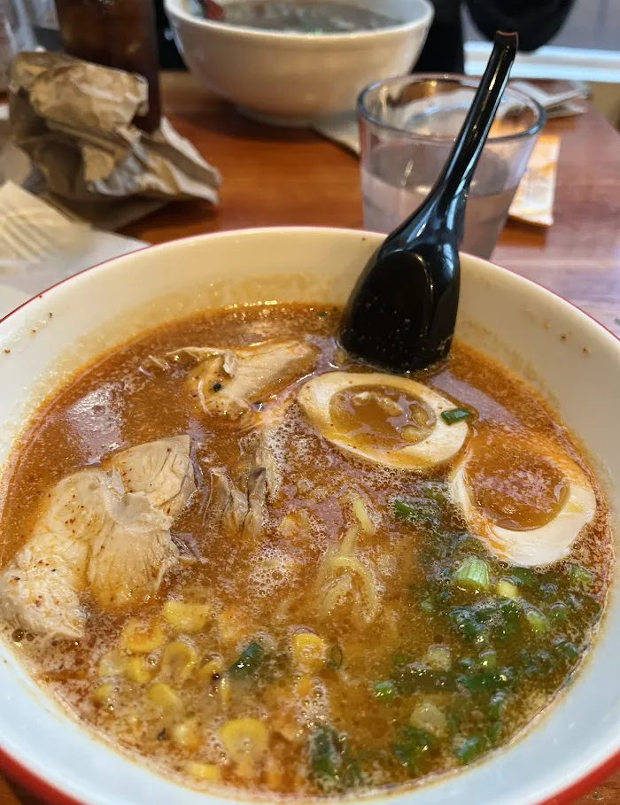 Mẹcha Noodle Bar 1