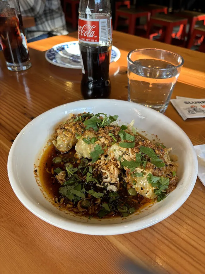 Mẹcha Noodle Bar 9