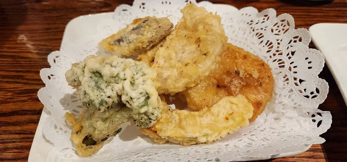 Dozo Asian Bistro & Sushi 2