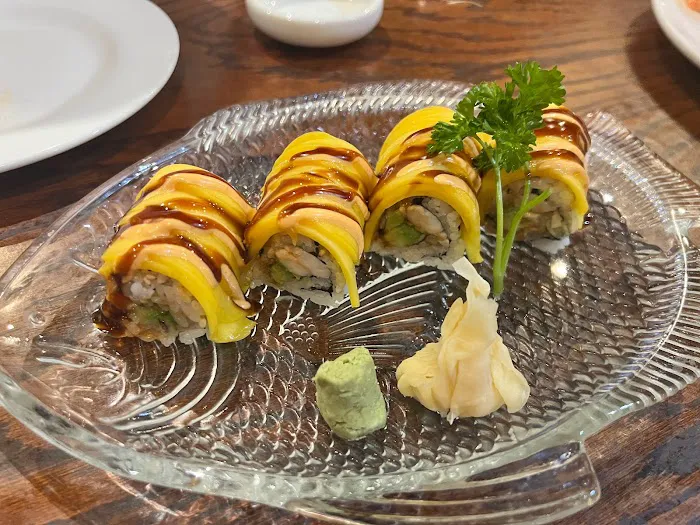 Dozo Asian Bistro & Sushi 3