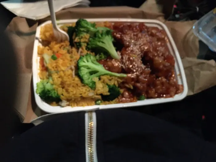 Mr King Food Kitchen 7