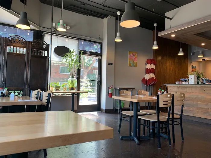 Little Gingko Asian Cafe 5