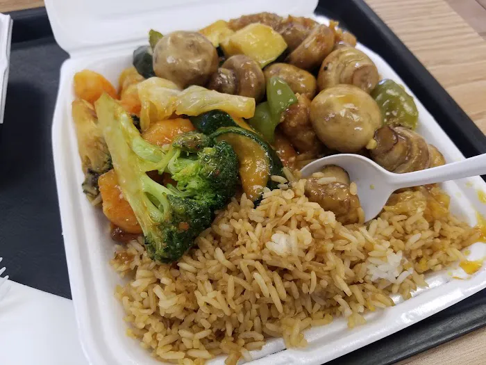 135 Chinese Restaurant 9
