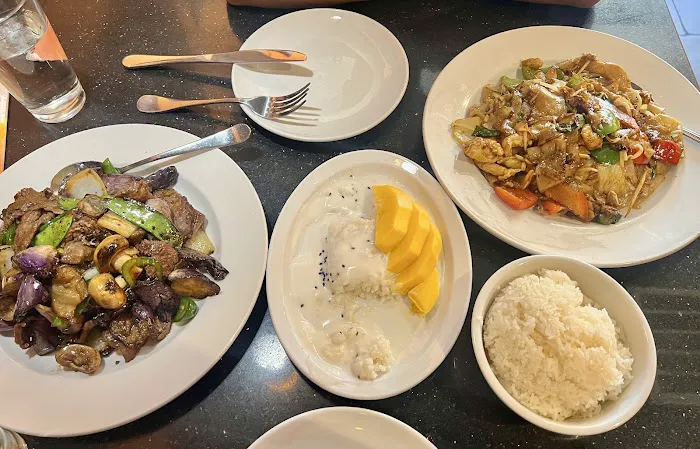 Pepper Asian Bistro 4