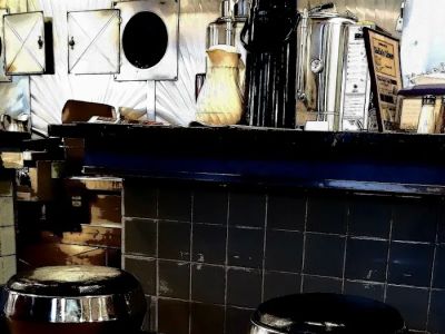 Eddie's Paramount Diner 0