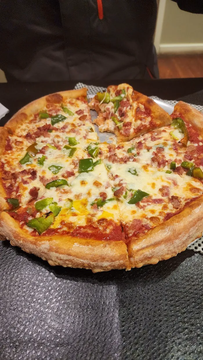 LaRoma Pizzeria & Restaurant 6