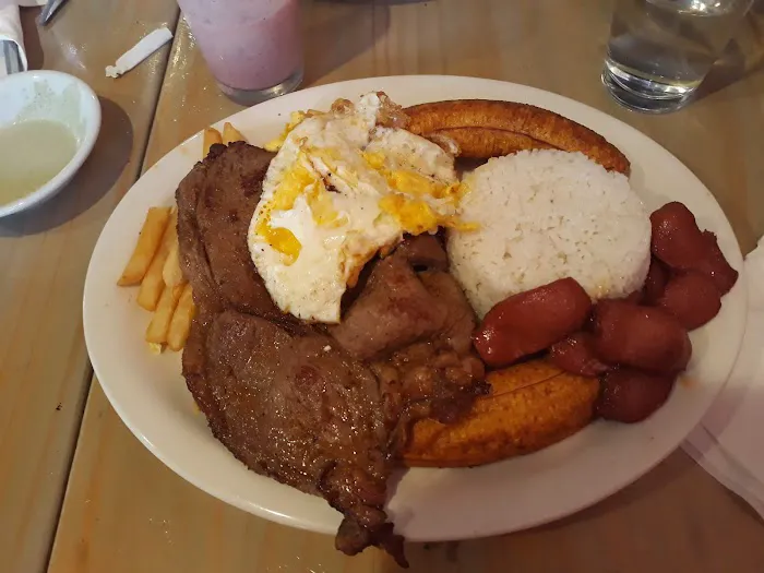 El Rincon Peruano Restaurant & Bar | Ceviches, Seafood, Authentic Signature Dishes | Peruvian Food 6