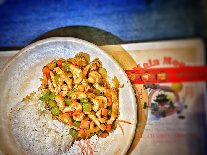 Main Moon Chinese Kitchen 6