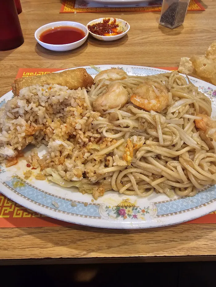 Little Dragon Chinese Restaurant 10