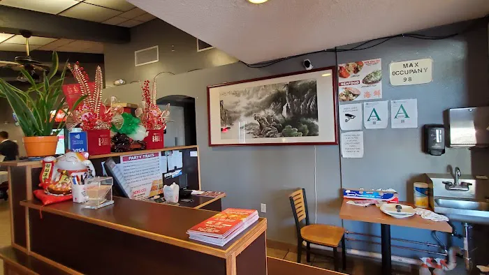 Ming-Gee Chinese Food Restaurant 1