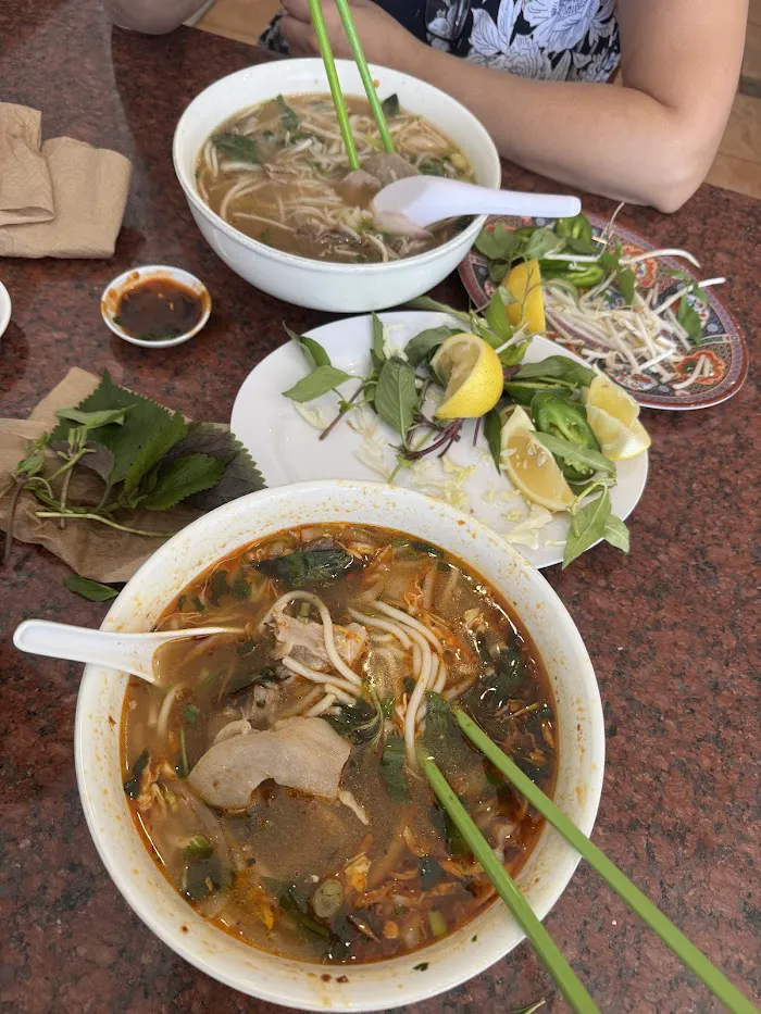 Phở Thành Restaurant 9