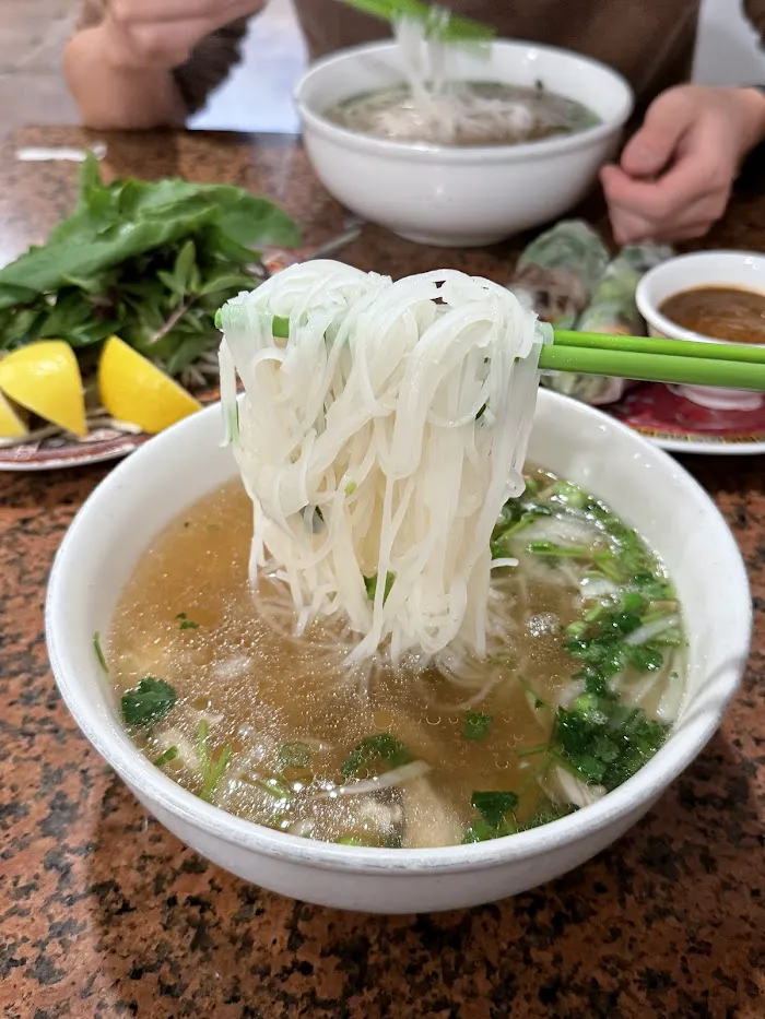 Phở Thành Restaurant 6