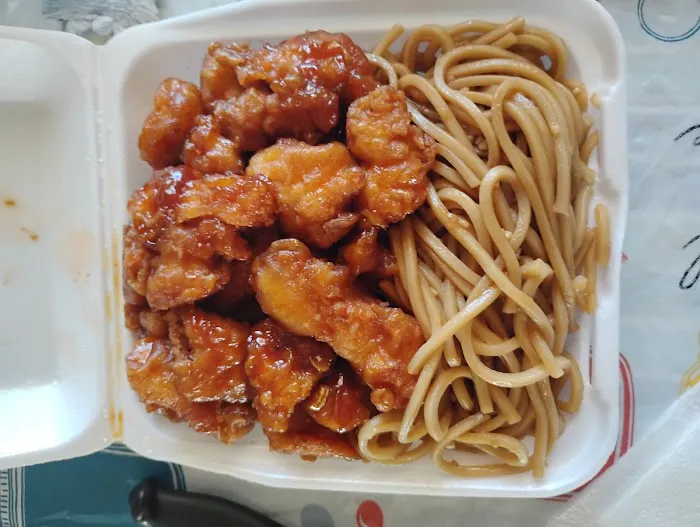 Chen and Wok Express 7