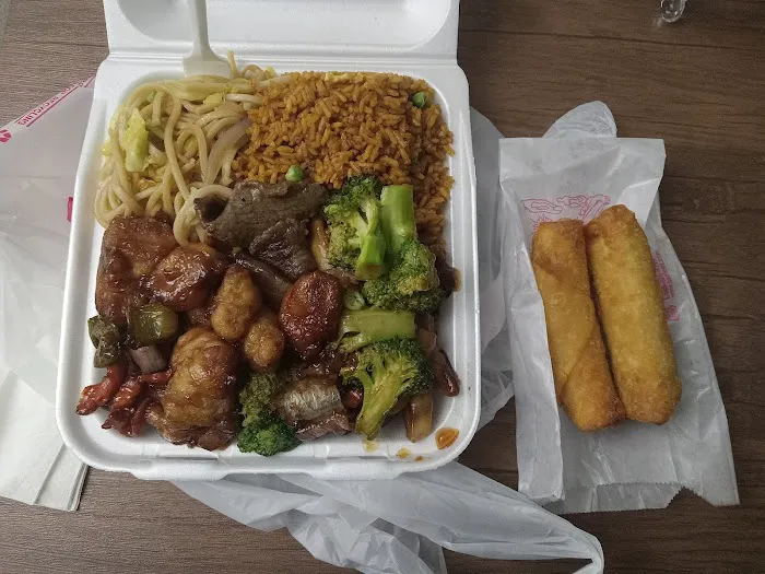 Chen and Wok Express 4