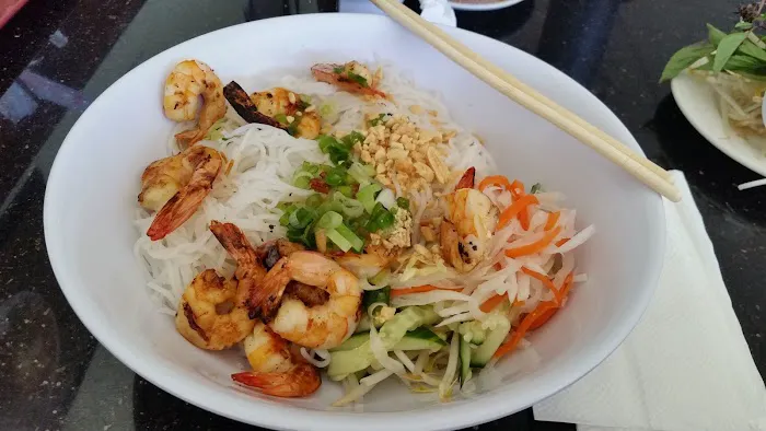 Pho 4 Queen 2