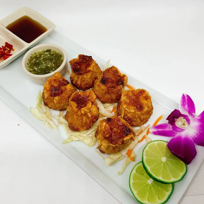 Aroma Royal Thai Cuisine 3