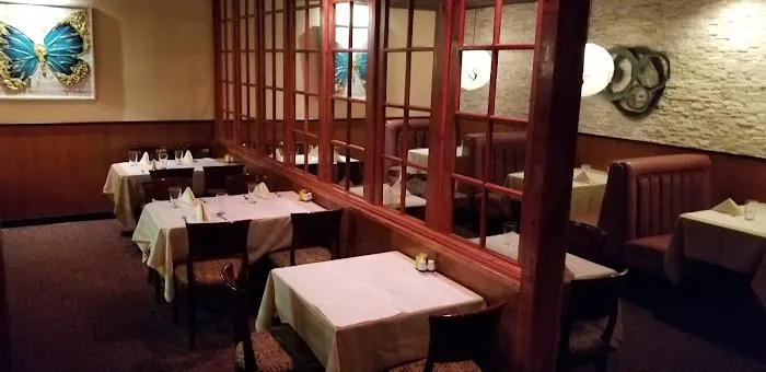 Chin's Gourmet 8