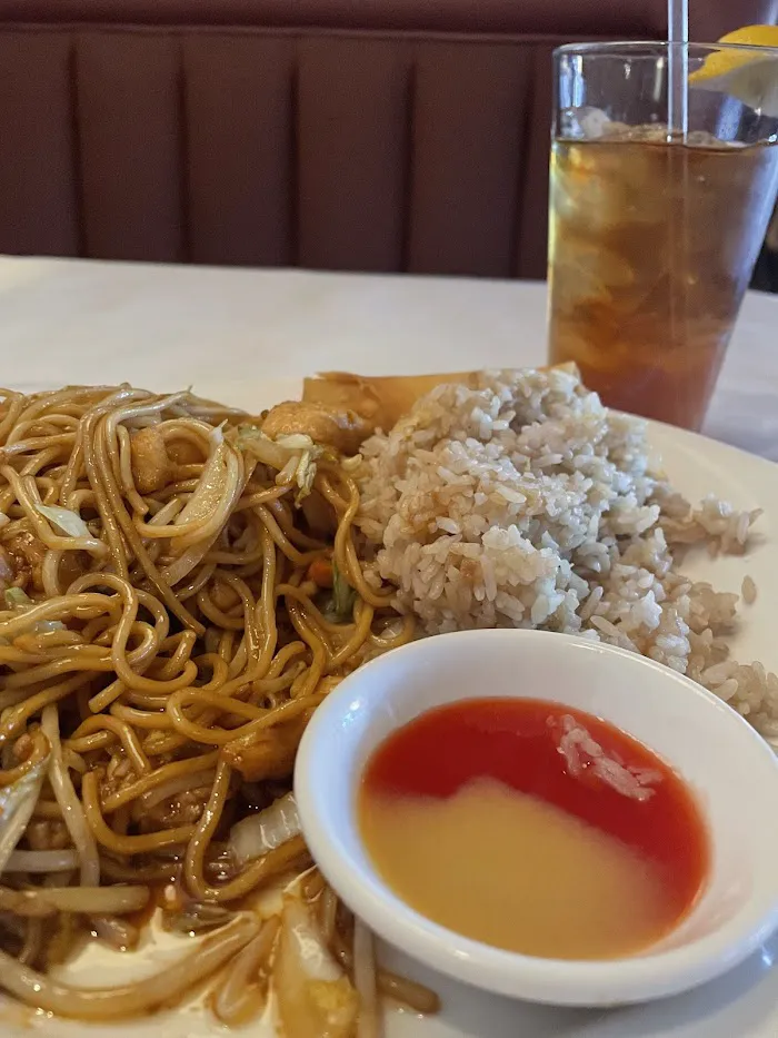 Chin's Gourmet 6