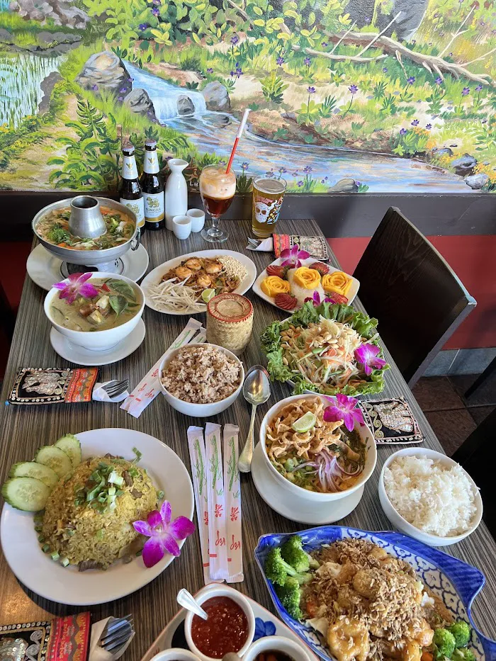 Onny's Thai Restaurant 5