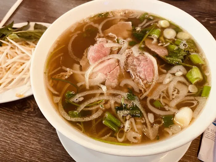 Phở House & Grill 8