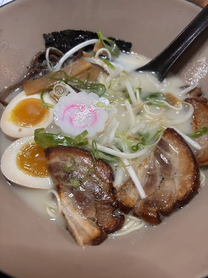 Hoolala K-Chicken & Ramen House 8