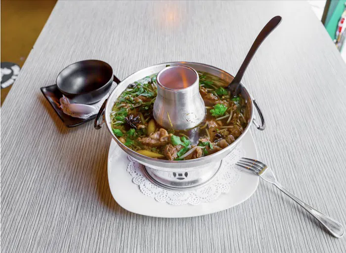 Thai Thai Oceanside Restaurant 7