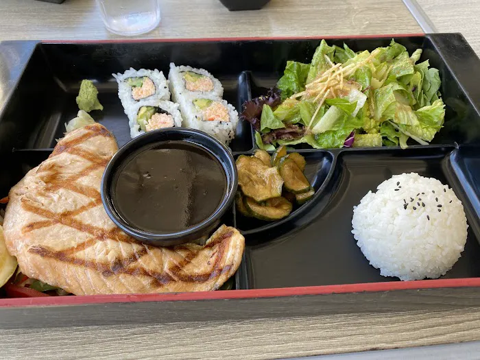 Umami Japanese Restaurant 8