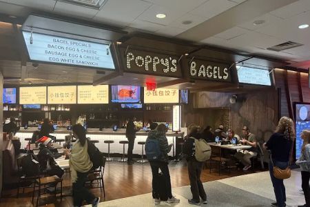 Poppyu2019s Bagels / Little Purse
