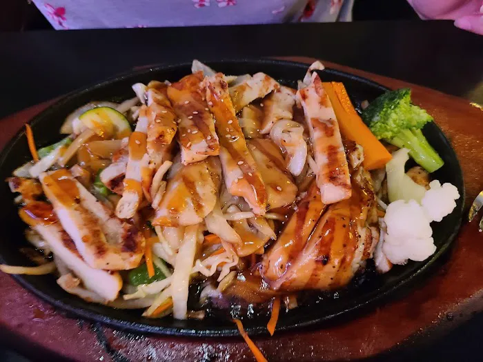 Rising Sun Sushi and Fusion Restaurant 2
