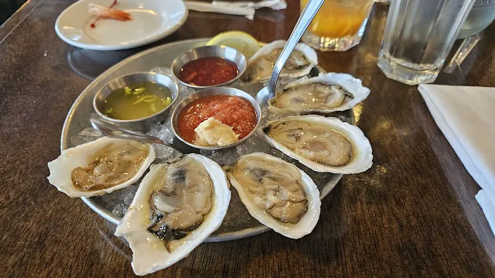 3rd & Ferry Fish Market 9