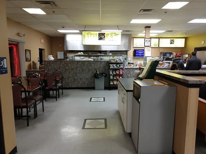 Pino's Pizzeria 3