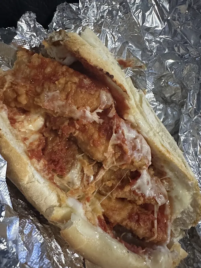 Pino's Pizzeria 5