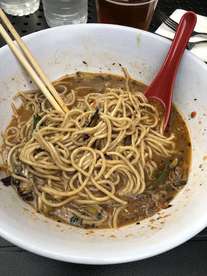 Mister Lee's Noodles 7