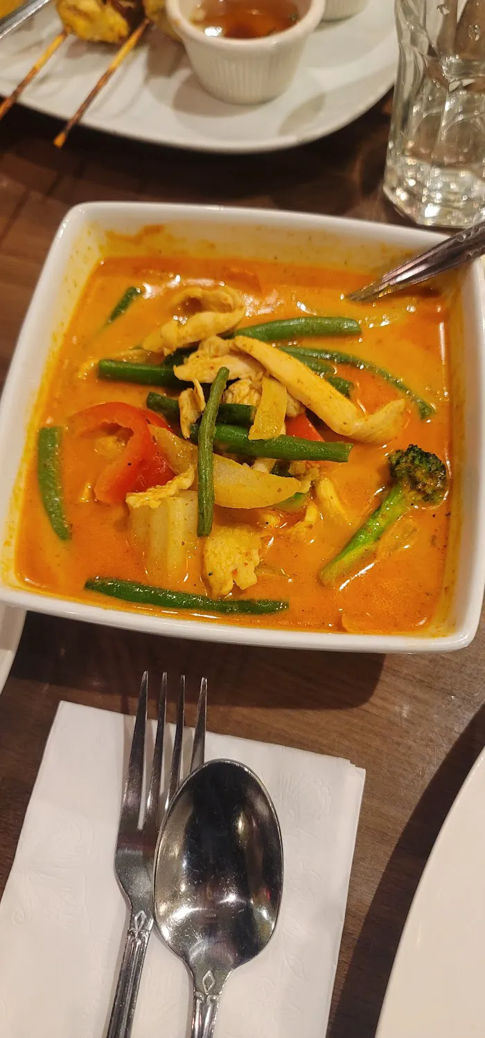 The Thai 9