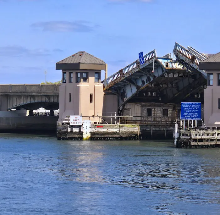 Klein's Fish Market 5
