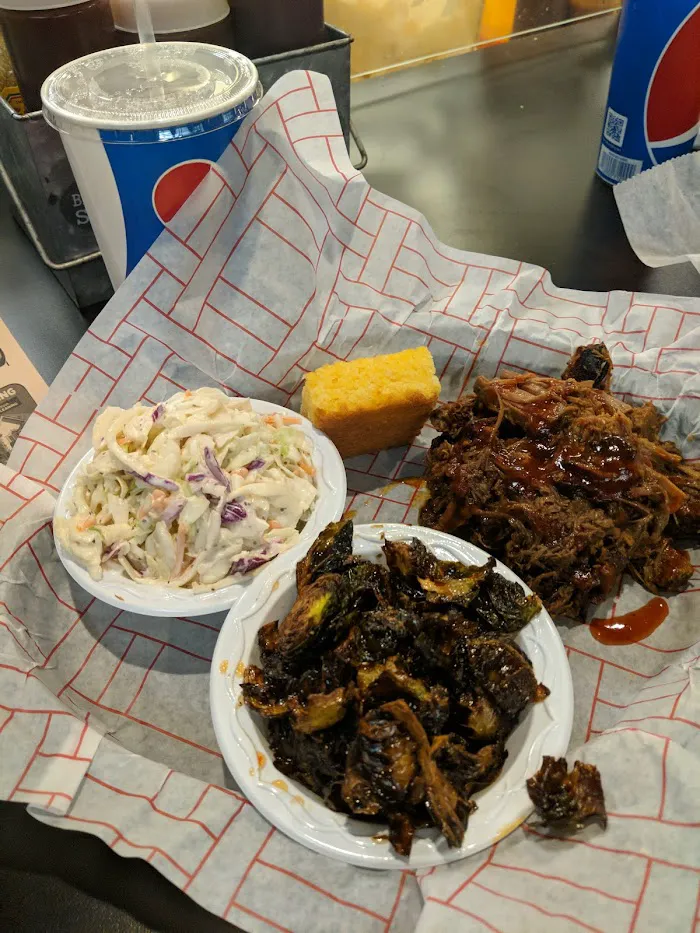 Local Smoke BBQ - Neptune City 4