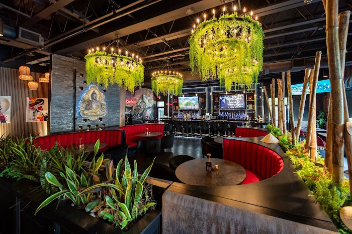 Hen Vietnamese Kitchen and Bar 6