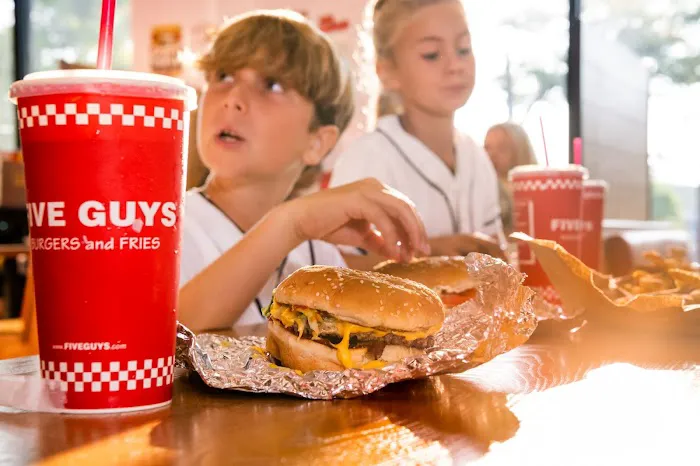 Five Guys 3