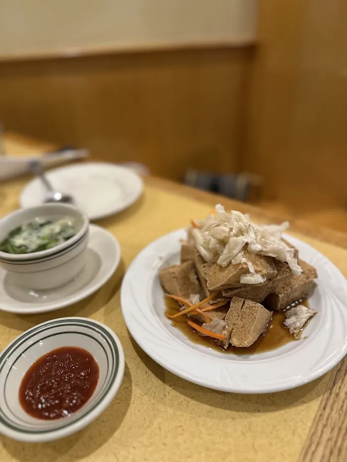 Hot Wok Cafe 5